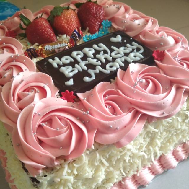 

Kue Ulang tahun simple / Kue ultah / Cake ultah / Cake ulang tahun 20x20 (2 tumpuk)