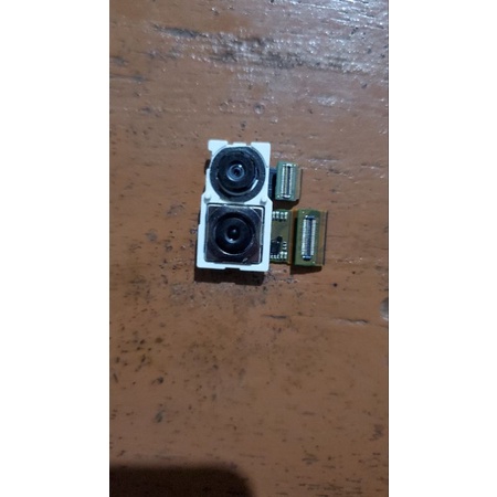 kamera belakang sharp aquos r3