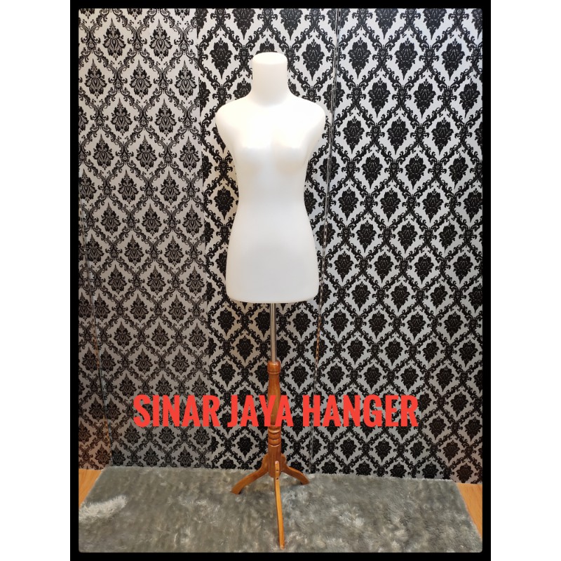 Manekin dress DM bening + kaki kayu