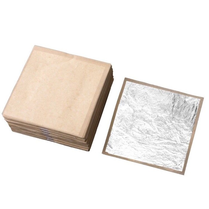 

100 PCS EDIBLE SILVER 11X11 CM - LEMBARAN KERTAS PERAK DAPAT DIMAKAN HIASAN MINUMAN KUE KEKINIAN
