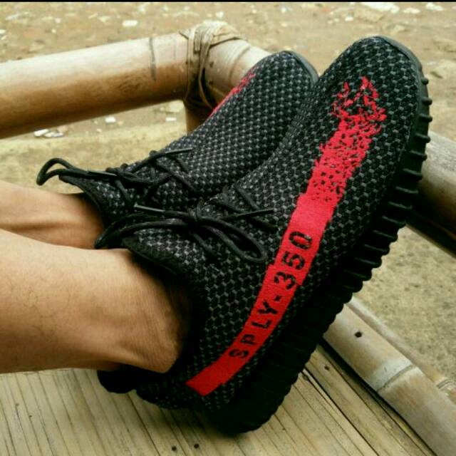 Sepatu adidas yeezy SPLY 350 import.