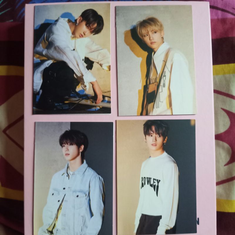 OFFICIAL POSTCARD STRAYKIDS YELLOW WOOD