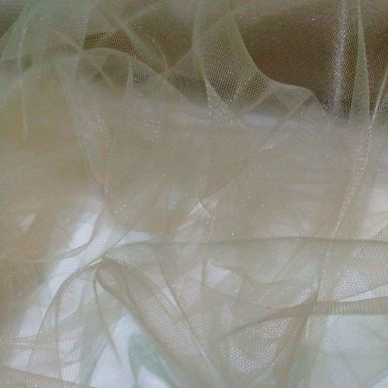 TILE POLOS / TULLE POLOS / SOFT TULLE-Skinn