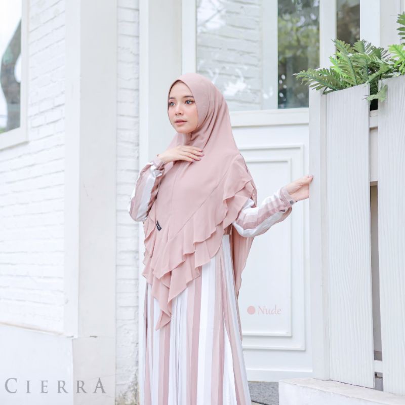 LOLY dress nude ori by Cierra