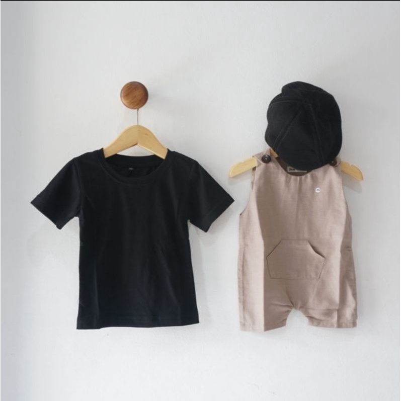Inner kaos polos daleman putih hitam panjang pendek