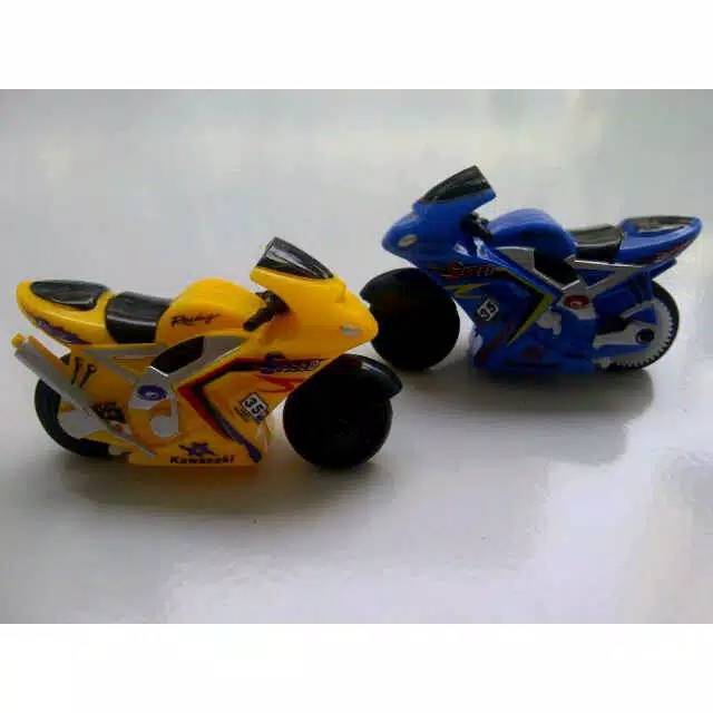 Mainan motor balap sreng MOTOGP rossi