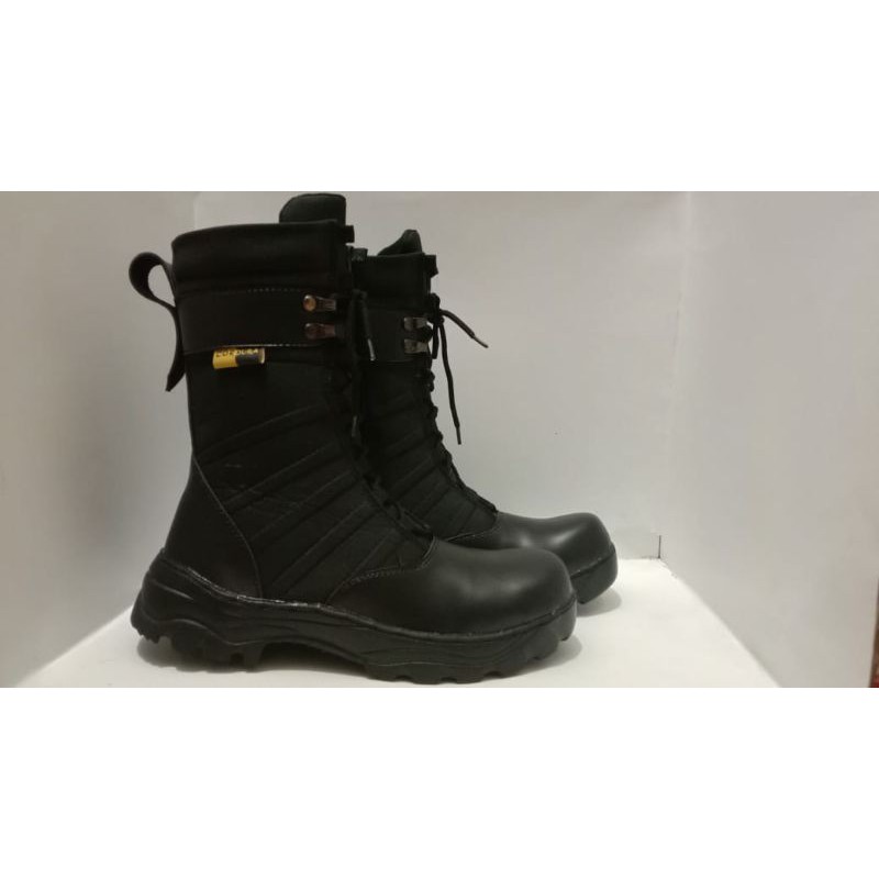 SEPATU PRIA BOTSS SAFETY NINJA TITAN WARNA HITAM  UJUNG PLAT BESI 8INCI