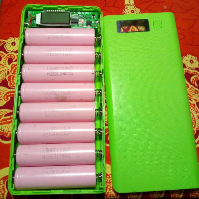 Powerbank rakitan 8 baterai