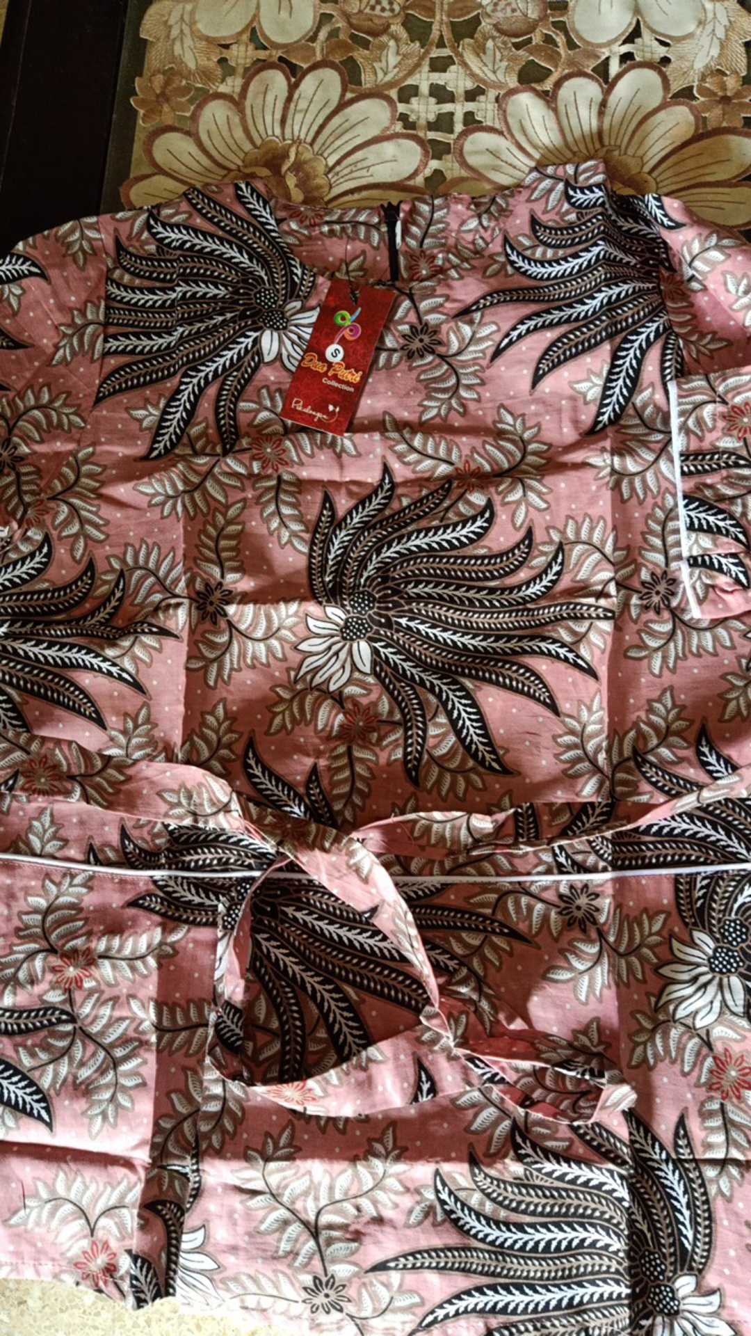 Batik Wanita Atasan Blouse Modern Warna Pink Model Peplem