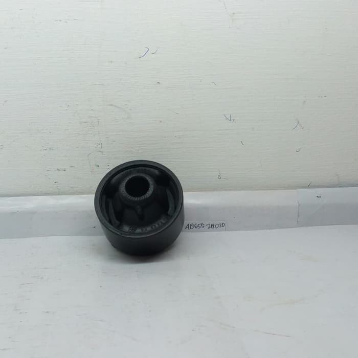 BUSH ARM (B) TOYOTA ALPHARD /CAMRY 48655-28020 "Q"