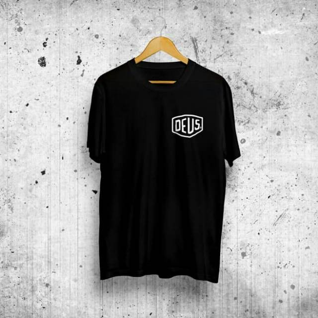  KAOS  DEUS  EX MACHINA LOGO DADA KIRI HITAM  Shopee Indonesia