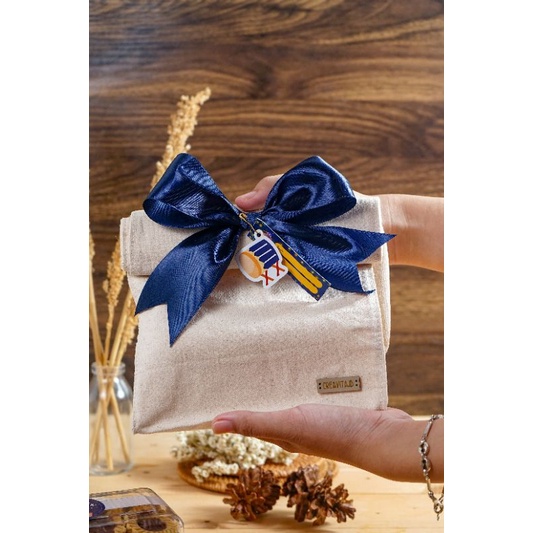 

Hampers Faeyza/Hampers lebaran/ parcel lebaran / hampers idul fitri