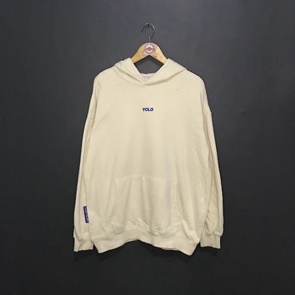 Hoodie - Mignon | YOLO Thrift [COD]