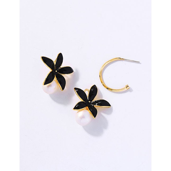 LRC Anting Tusuk Fashion Dripping Flower Pearl Asymmetric Earrings D63204