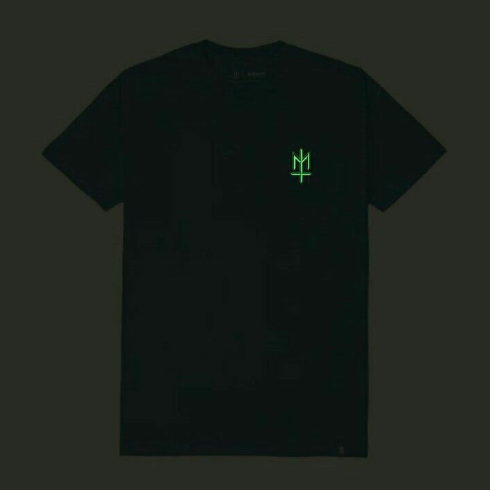 SPESIAL KAOS MATERNAL DISASTER GLOW IN THE DARK (SS 002 LOGO)