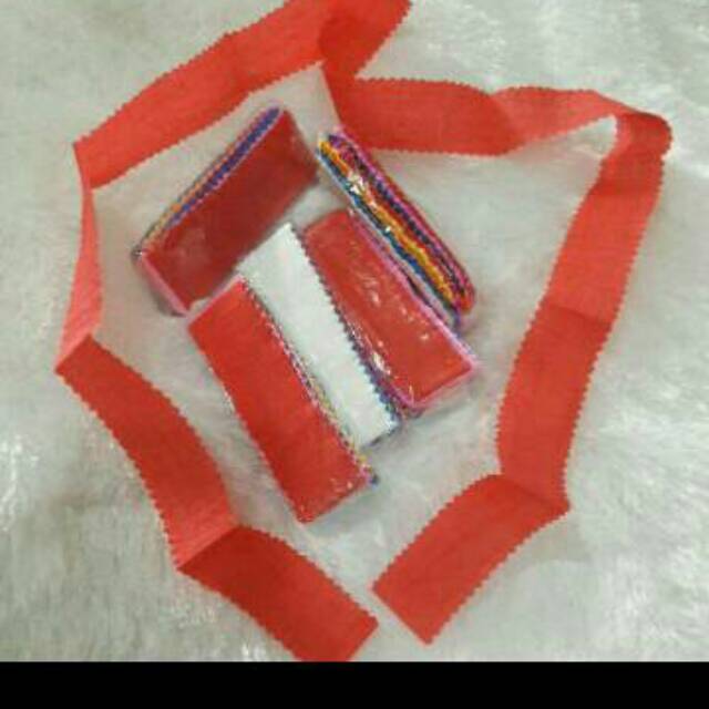 

Kertas krep potongan