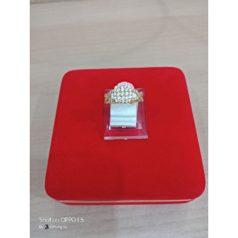 Cincin emas kadar 375 (berat 2.25 gram)