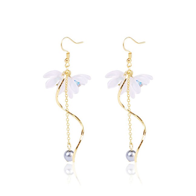 LRC Anting Gantung Fashion White Lily Flower Fringed Pearl Long Earrings D96518