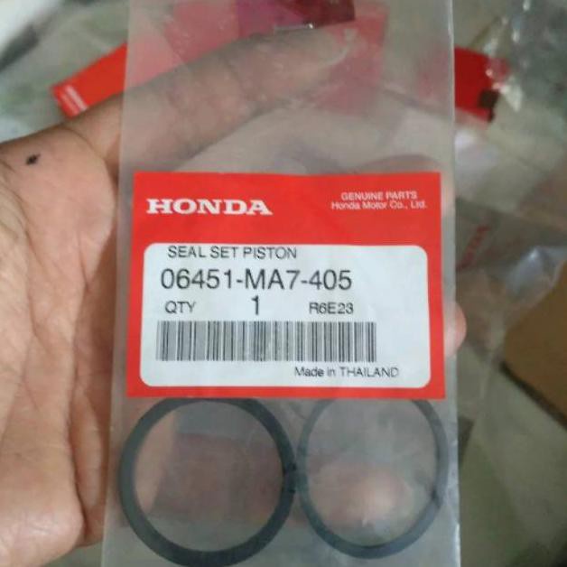 Sil Set Piston kaliper Belakang - CB 150R Old Asli Honda 06451MA7405