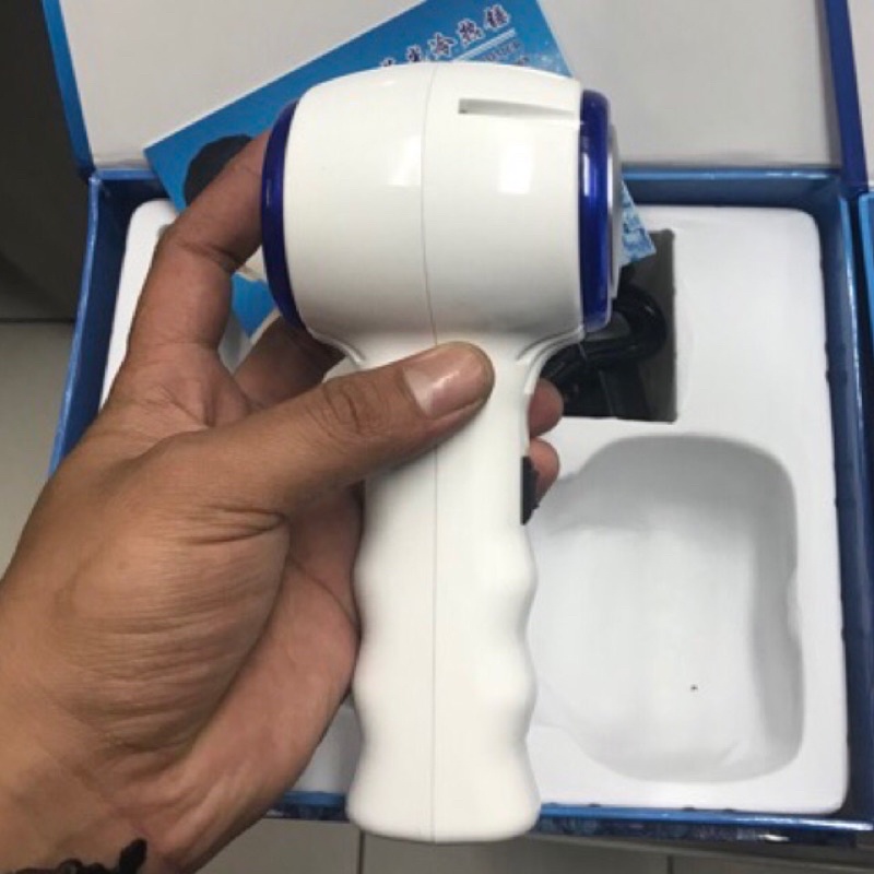 Alat kecantikan setrika relaksasi wajah Hot and cold hammer dengan pengaturan lcd dan blue photon