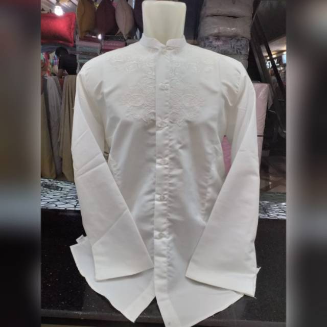 Baju koko preview plus itang yunasz putih senada