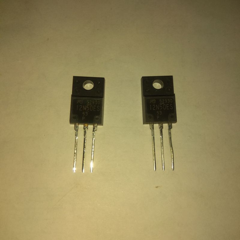 Sepasang Mosfet Kecil Untuk Smps 7a - 8a 12n50 Original