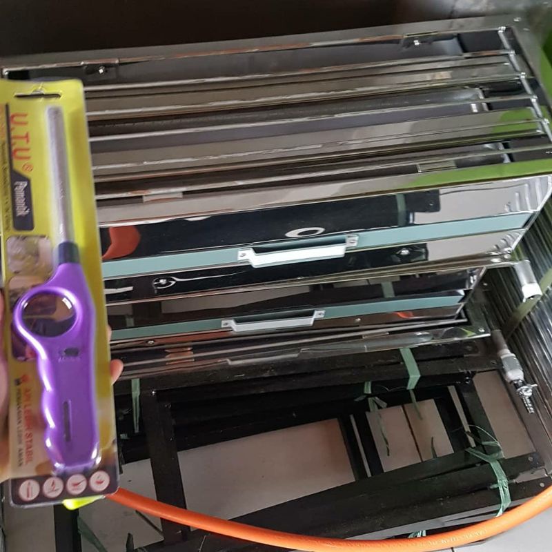 PANGGANGAN GAS 2 TUNGKU, BAKARAN SATE  ,KAKI,PEMATIK,CAPITAN,SELANGDAN REGULATOR