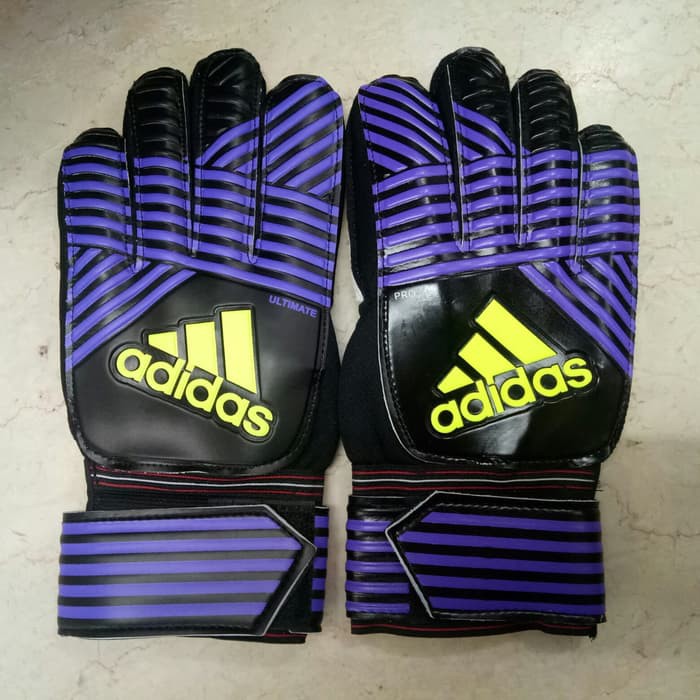 hai bang ada  SARUNG TANGAN KIPER / GLOVES ADIDAS NEMEZIZ GRADE ORI IMPORT mari do order kak