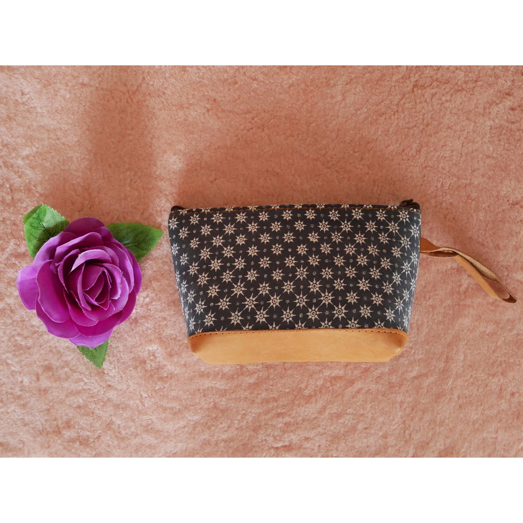 Dompet Batik dasar kulit