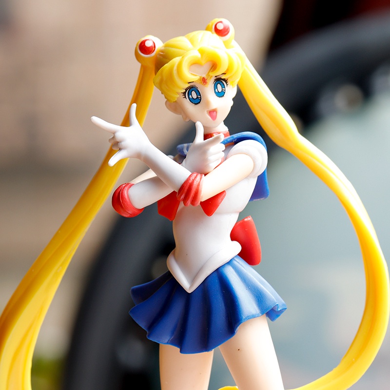 5pcs / Set Mainan Action Figure Anime Sailor Moon Kawaii 18cm Bahan PVC Untuk Dekorasi Meja