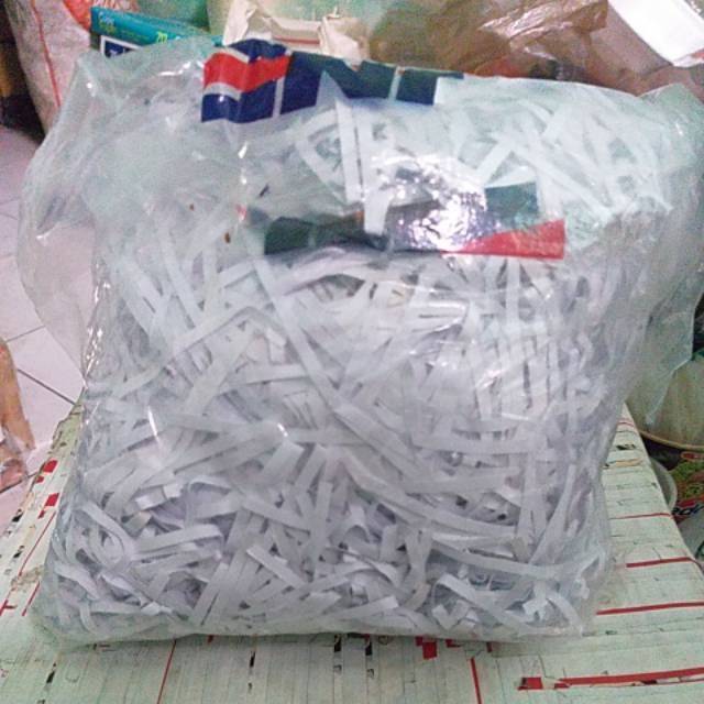 

Kertas Shredder / Kertas potongan untuk tambahan paking (KERTAS BERSIH)