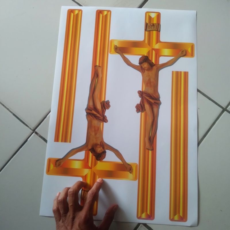 

50 Lembar (1 Lembar terdapat 2 gambar) stiker Salib Emas TUTUP PETI (untuk 60 peti Mati)