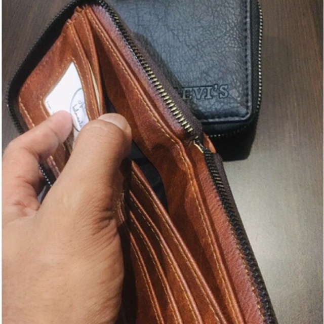 {anton hilmanto} dompet pria bahan kulit sintetis lokal model res full besi #dompet #dompetpria #dompetcowok #dompetbagus #wadahuang #dompetlokal