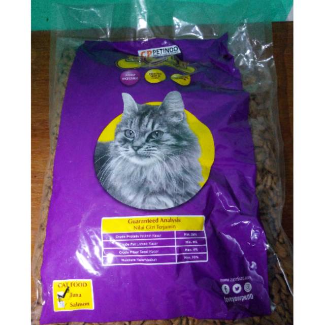 Makanan kucing 1 KG