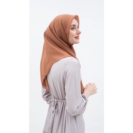 Hijab Bella Square Premium Kerudung Hijab Segi Empat (mocca)