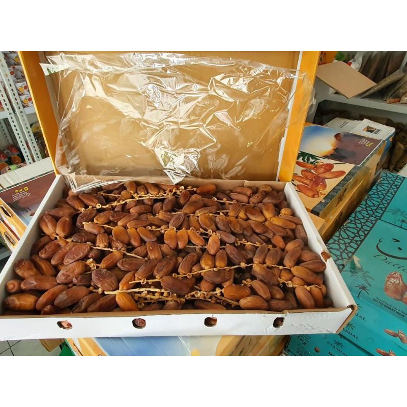 

Kurma Tunisia Tangkai 5 kg