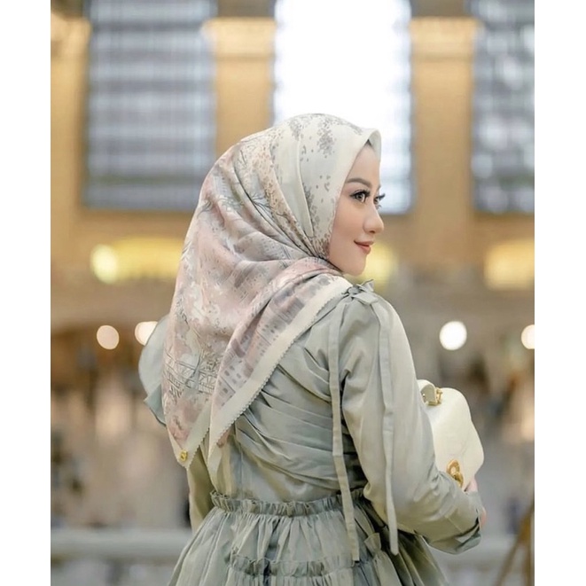 Buttonscarves New York series Upper West Side