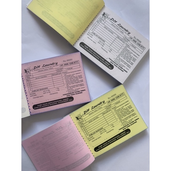 

Nota Laundry Custom 3 Ply, Ada Nomer Seri, Ukuran 8 x 10 cm, Pembelian Harus 80 Buku