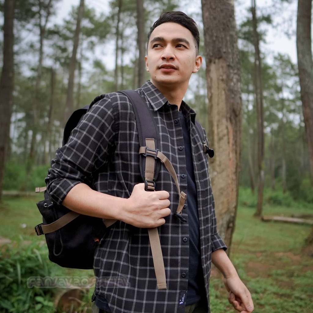 KEMEJA PANJANG PRIA FLANEL SLIM FIT PREMIUM ORIGINAL RIVILLA  KUALITAS DISTRO