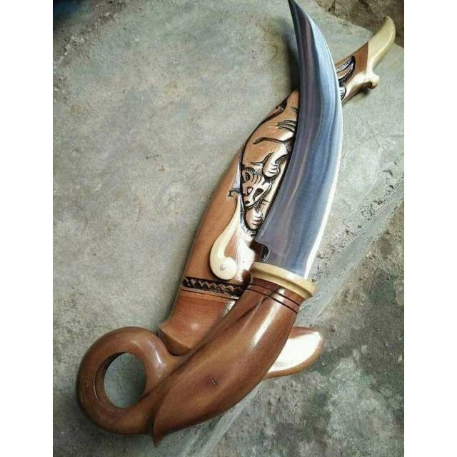 Kerambit tradisional minang