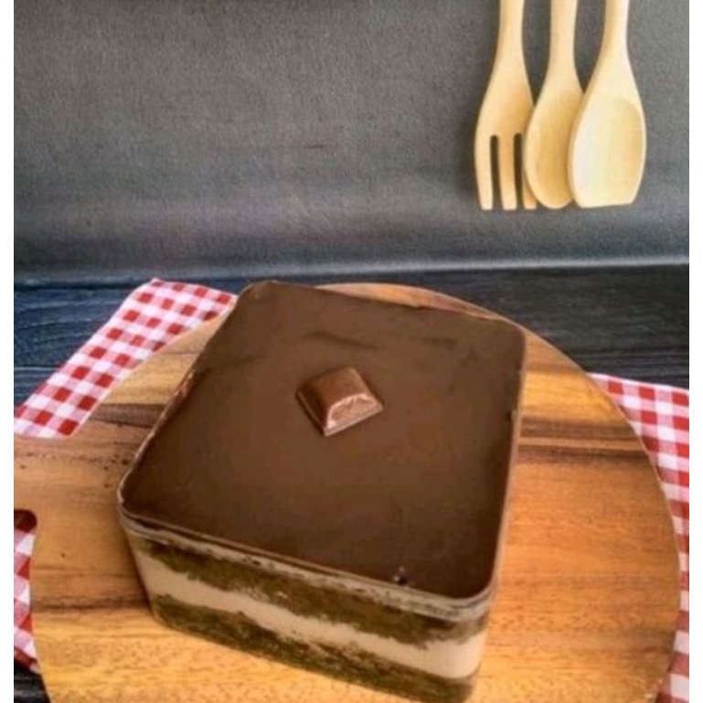 

Delfi Dairy Milk 500 Ml Dessert Box MURAHH BANGETT / Brownies Lumer Delfi Dairy Milk