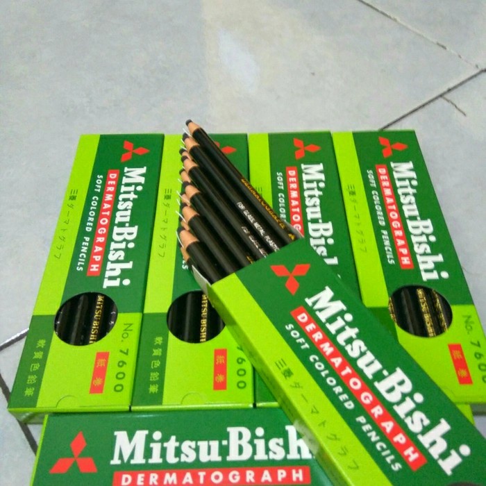 

pensil kaca mitsubishi - Hitam promo