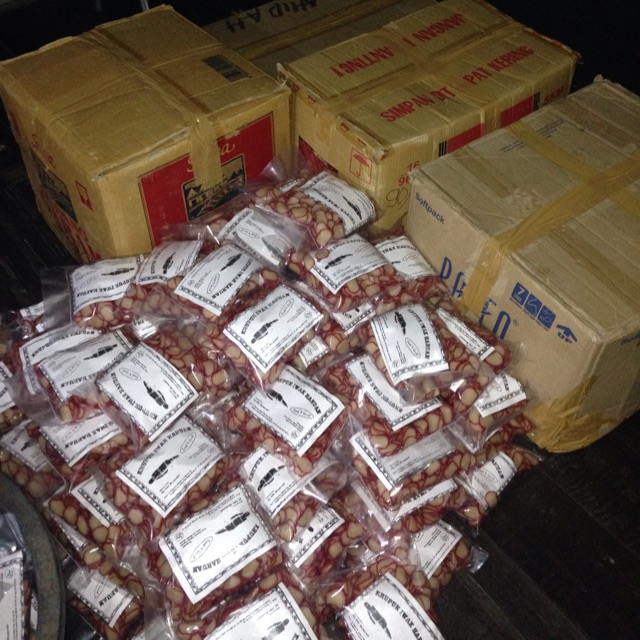 

Kerupuk ikan haruan