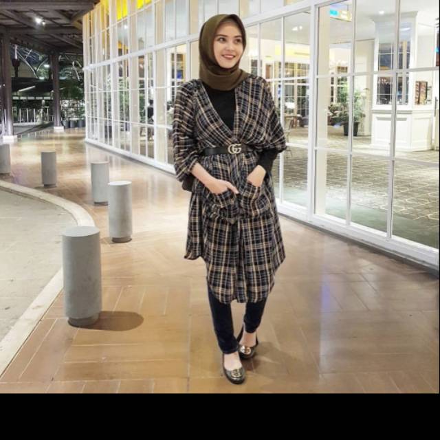 Preloved outer aleza label