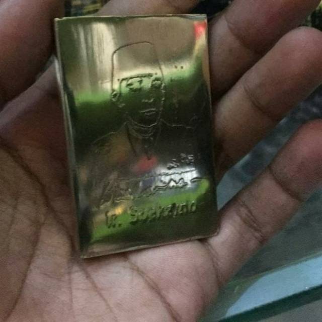 

LM KUNINGAN SOEKARNO ASLI
