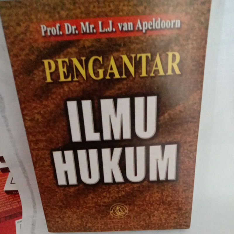 

PENGANTAR ILMU HUKUM By prof. Dr. Van apelfoorn
