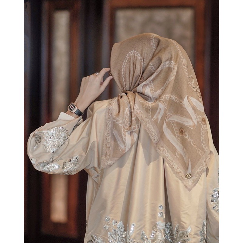 CHAIN SERIES SESAME BY BUTTONSCARVES X DSAKS