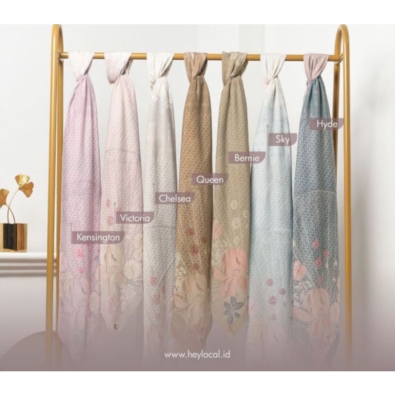 Scarlet scarf by Local id heylocal id