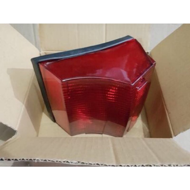 Lampu stop belakang vespa excel