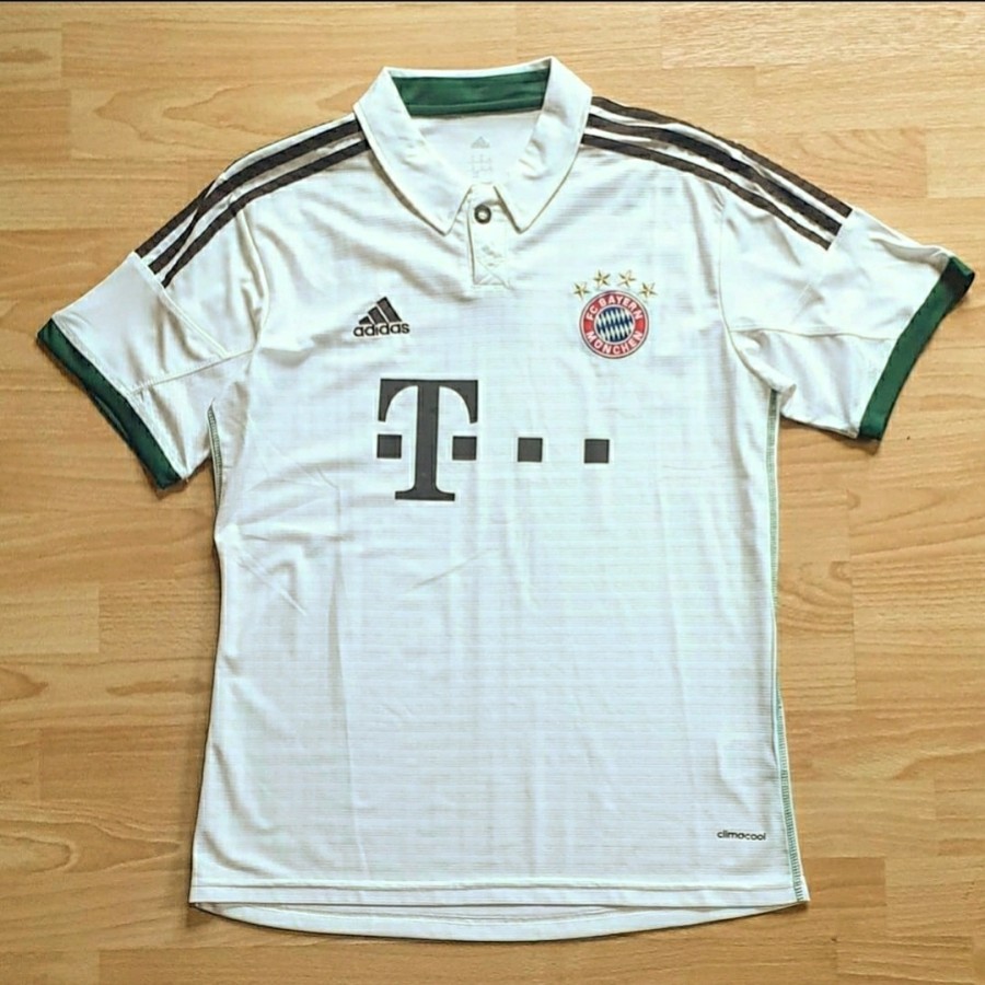 Jersey Bayern Munchen Away 2013-2014 Germany Jerman Grade Ori Kerah GO Langka Retro Futsal Tandang